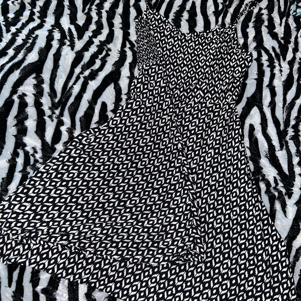 Black and White Patterned Women's Dress